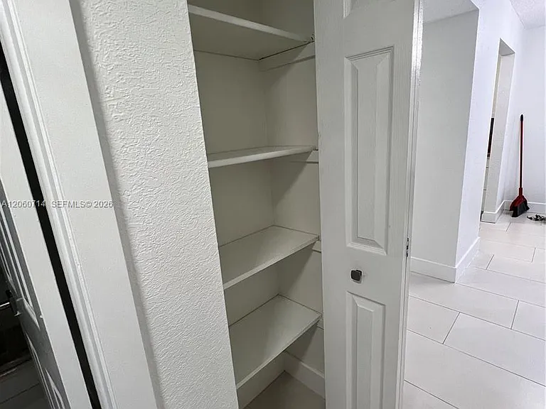 9520 SW 8th St #118 — Photo 6