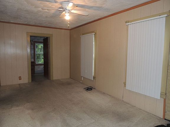 5th image of 345 Ohio Ave