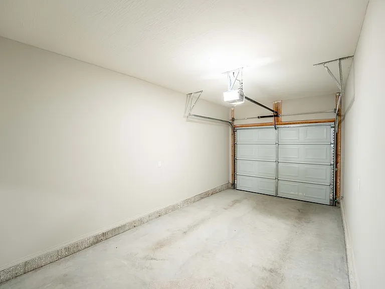 Oakwood Heights Townhomes — Photo 67