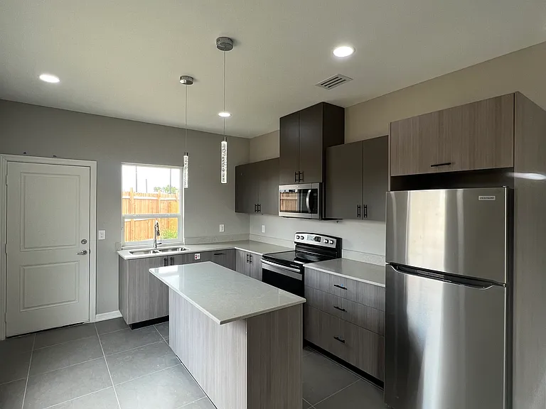 5913 Puffin St #3 — Photo 2