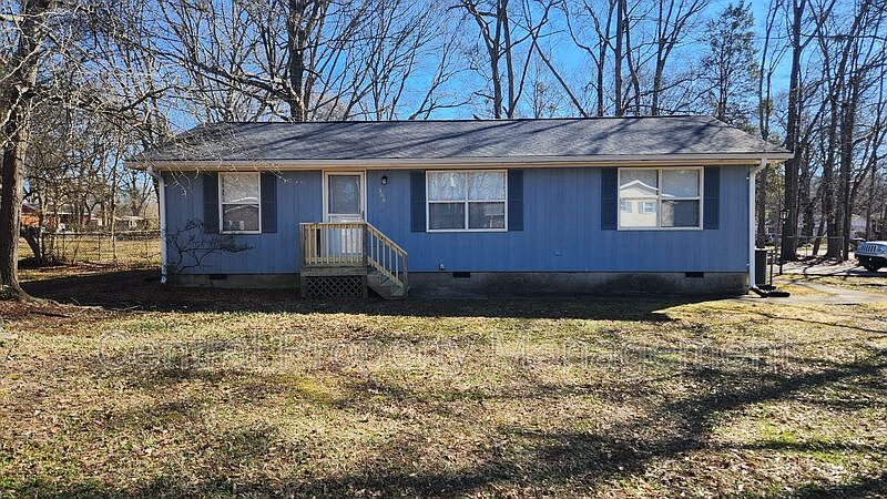 1st image of 300 Florence Dr