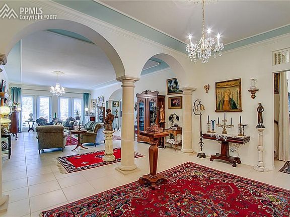 5th image of 2710 Mountain Glen Ct