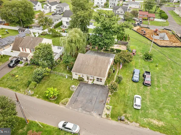 2519 Buffalo Ave, Trevose, PA 19053