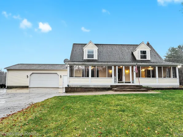 3855 McGinnis Rd, Holly, MI 48442