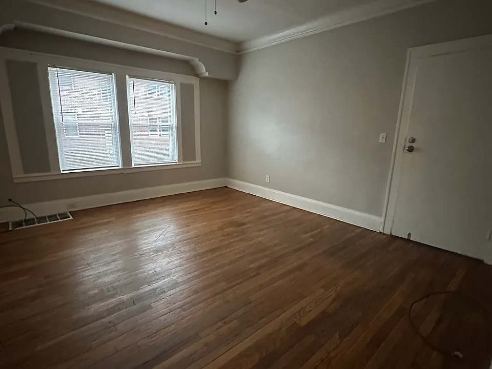 13811 Byron Ave #3
