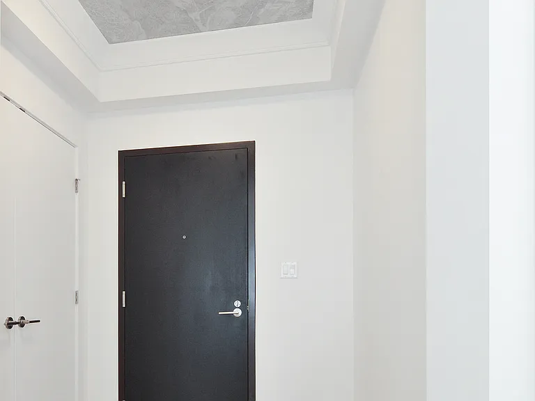 1500 Martin St #1306 — Photo 13