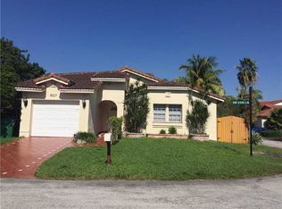 8527 SW 208th Ln, Cutler Bay, FL 33189