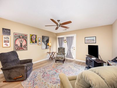 612 Friars Ln APT 6, Florence, KY, 41042