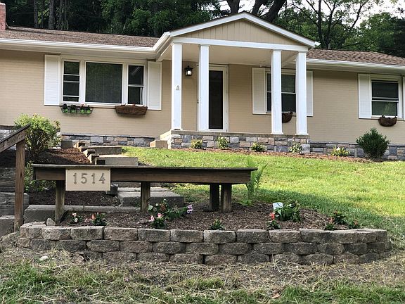 2nd image of 1514 Pleasant Valley Dr