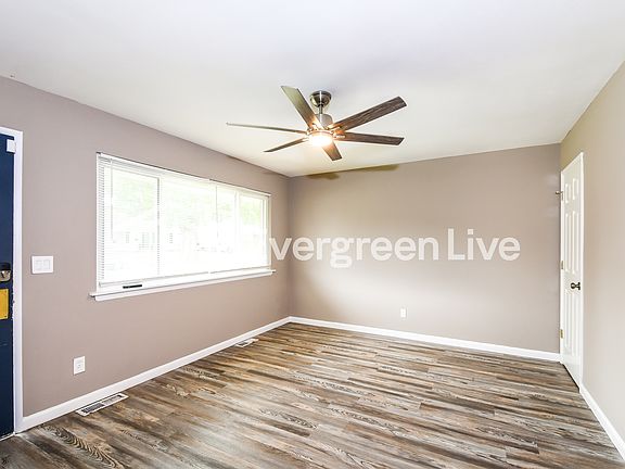 4th image of 7318 Gerardini Dr