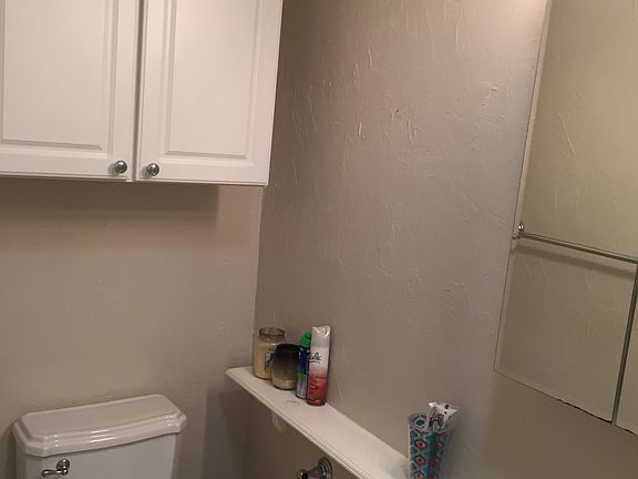 2nd image of 688 Skylark Dr