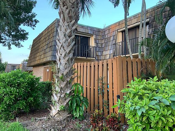 4th image of 5584 Malt Dr APT 3
