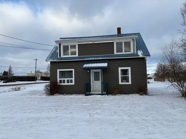 35 Main Dr E, Miscouche, PE C0B 1T0