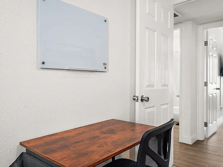 2802 N Pennington Dr — Photo 13