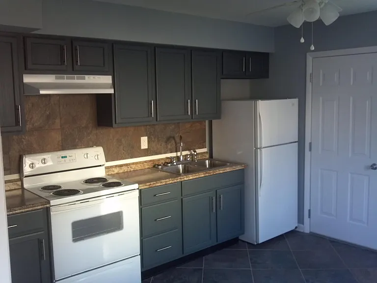 3304 Idlewild Dr — Photo 18