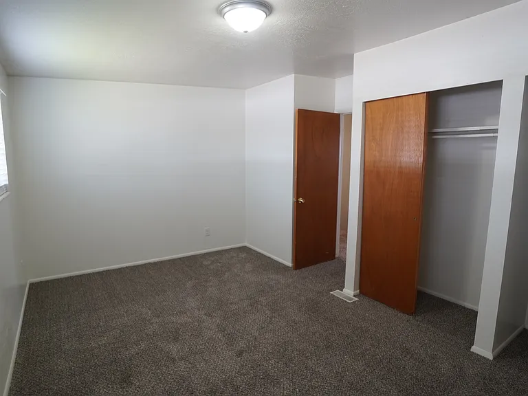 1273 E Gordon Ave — Photo 15