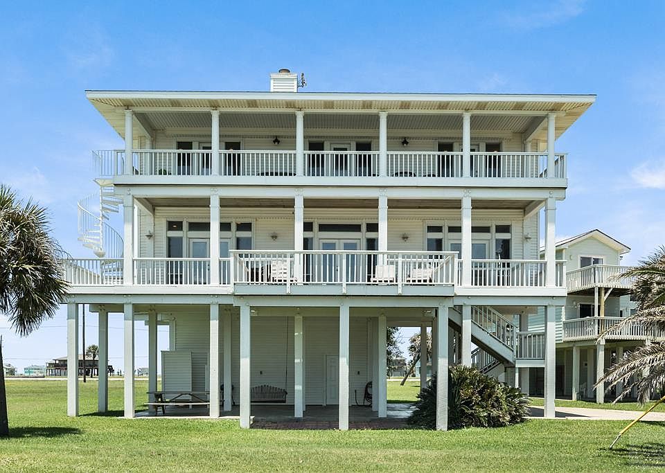 1st image of 18530 W De Vaca Ln