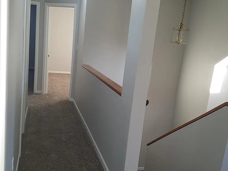 509 Lancaster Ct — Photo 9