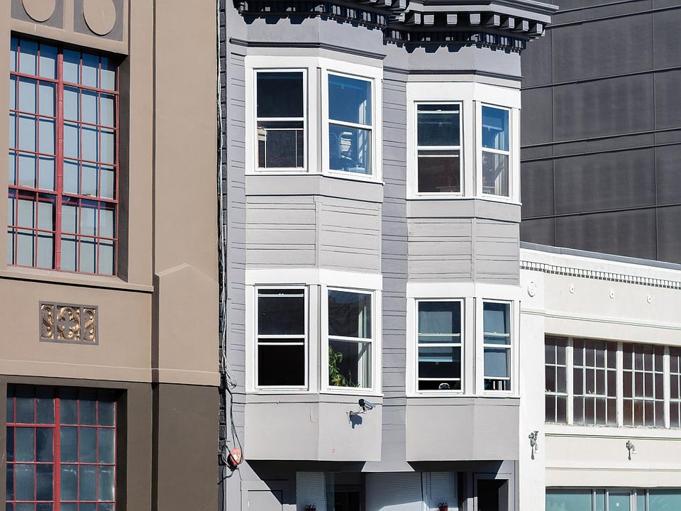 1st image of 221 7th St #2