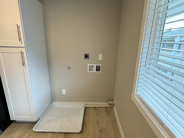 4420 Gibbons St #D — Photo 8