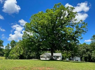 303 Horse Creek Rd, Chesnee, SC 29323