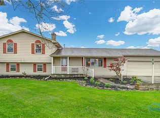 12755 Kramer Rd, Bowling Green, OH 43402