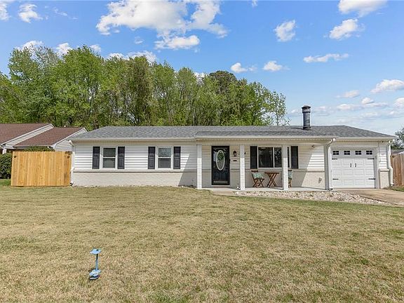 2nd image of 3104 Knight Rd
