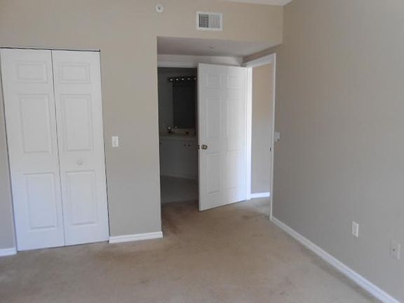 3rd image of 3319 Tuscany Way Unit 3319