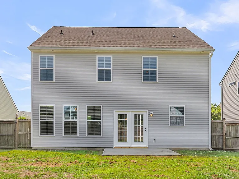 1104 Friartuck Trl — Photo 46