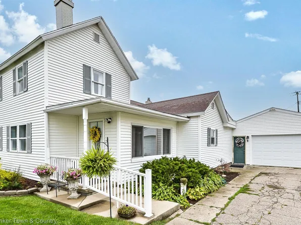 10280 Iosco Rd, Fowlerville, MI 48836