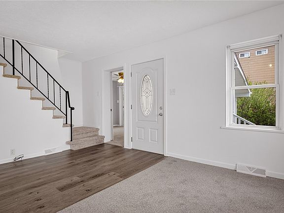 5th image of 10 Brady Ave