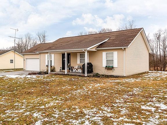 2nd image of 530 Brigetta Dr NE