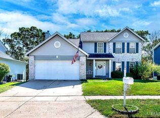 17347 Hilltop Ridge Dr, Eureka, MO 63025