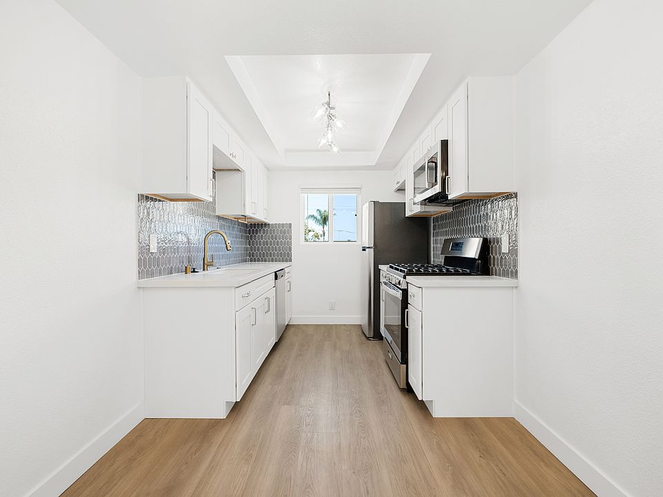 1st image of 418 Church Ave