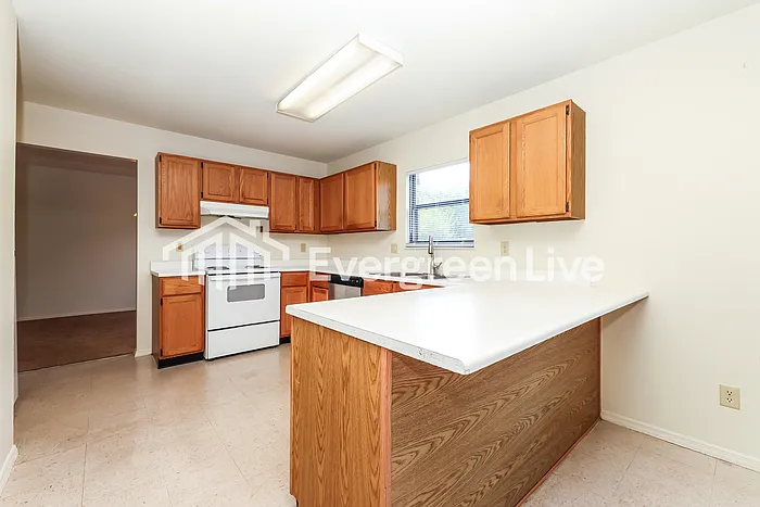 6858 Charlesgate Rd — Photo 7