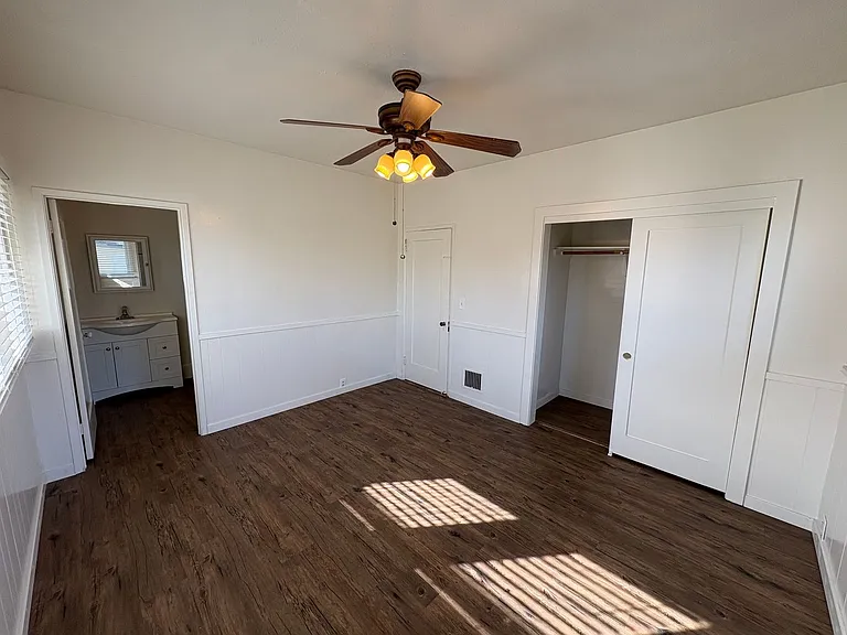 1424 18th Ave — Photo 21