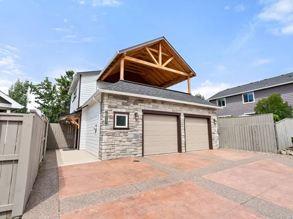 1184 Rutherford Dr, Medford, OR 97504
