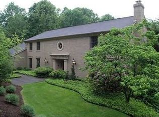 106 Rockwood Dr, Pittsburgh, PA 15238