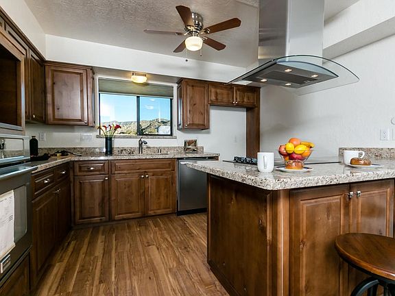 018_Kitchen (7)