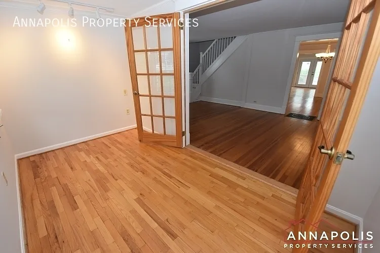 33 Glen Ave — Photo 12