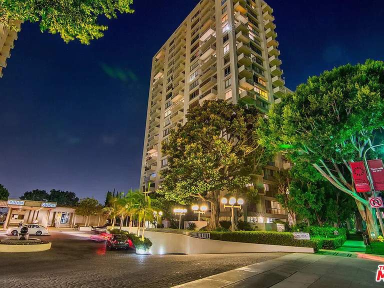2170 Century Park E #708 — Photo 43