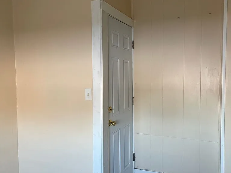 632 Harrison Ave — Photo 3