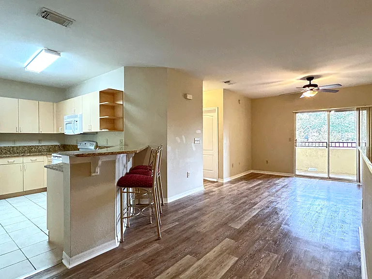 104 SW Peacock Blvd #3-204 — Photo 8