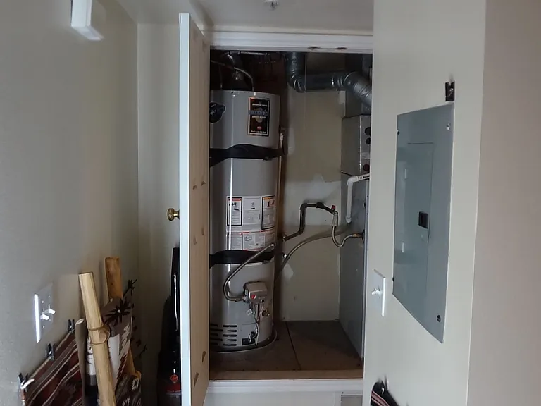 672 N 500 W #105 — Photo 10