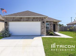 13110 Heathers Mist St, Saint Hedwig, TX 78152