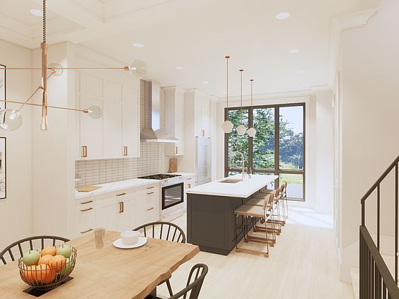5th image of 611 N Main St Unit I