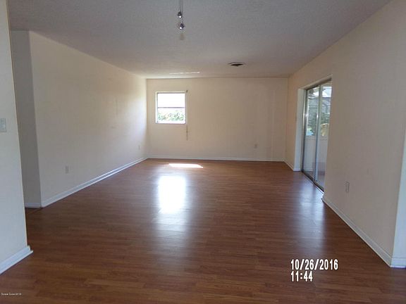 5th image of 485 Carissa Dr
