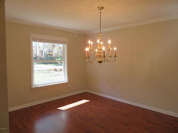 3rd image of 1589 Rivergate Dr