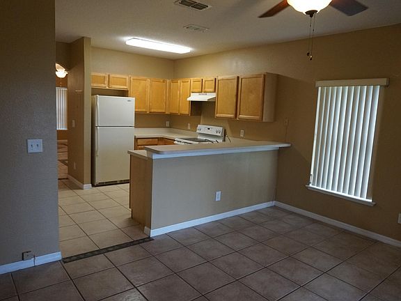 4th image of 201 Wilton Cir