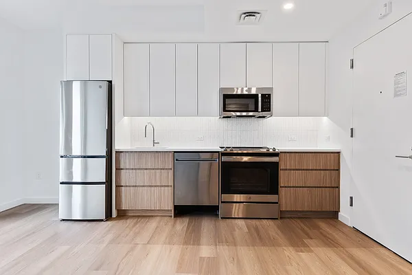 Rented by MNS | media 22